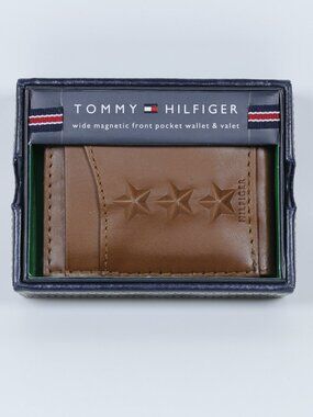 Tommy Hilfiger Wallet with Magnetic Clip and Valet Tray – Brown Leather